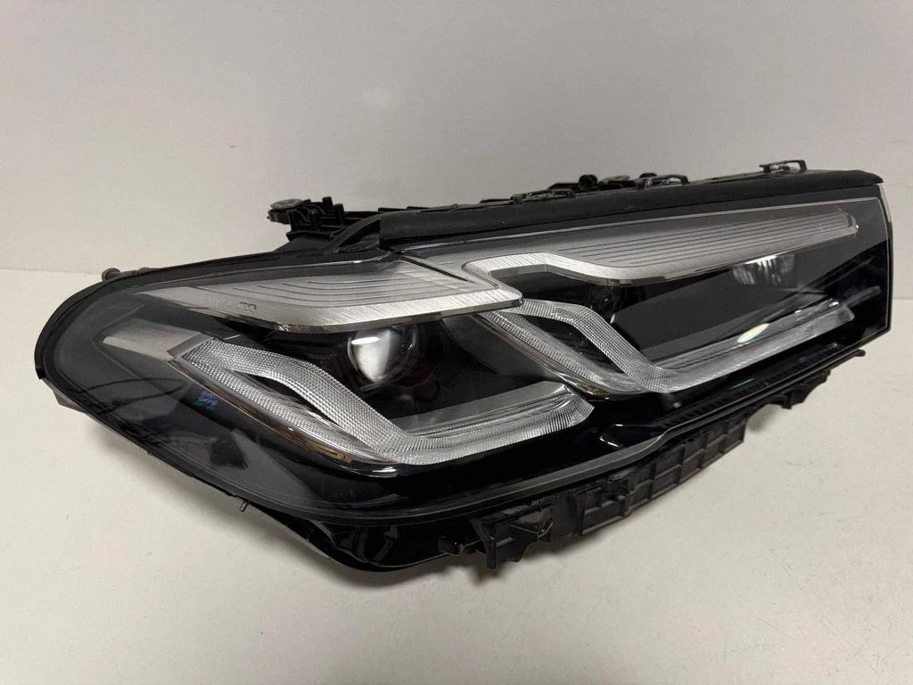 Headlight/headlamp 9850582