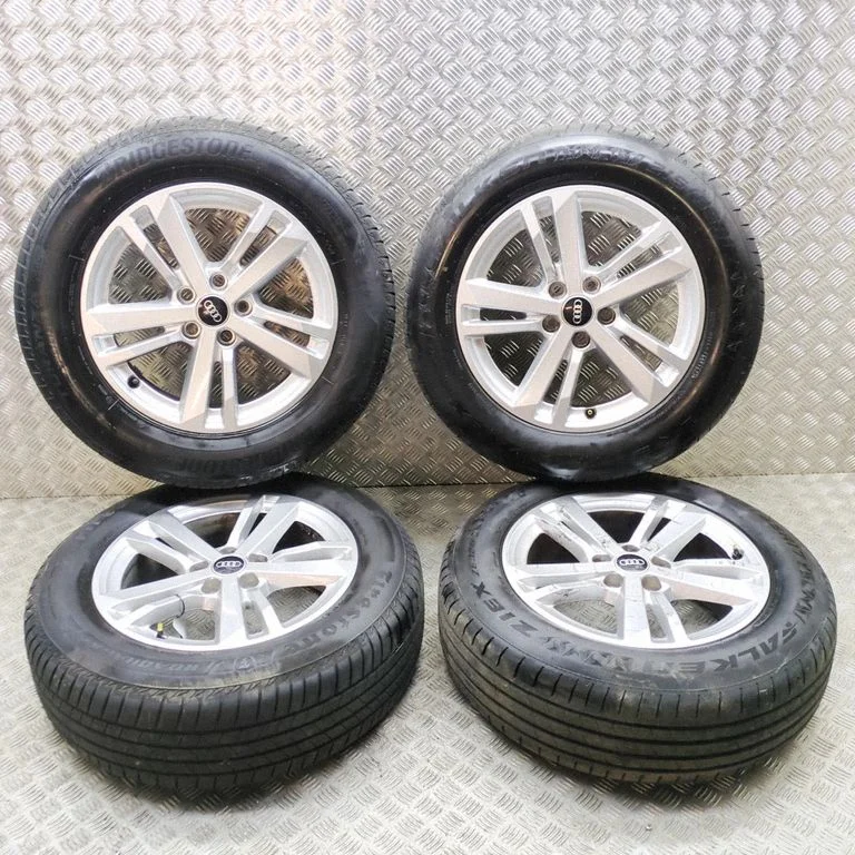 R17 valuvelg (-veljed) – Audi Q3 F3 (2018-2025)