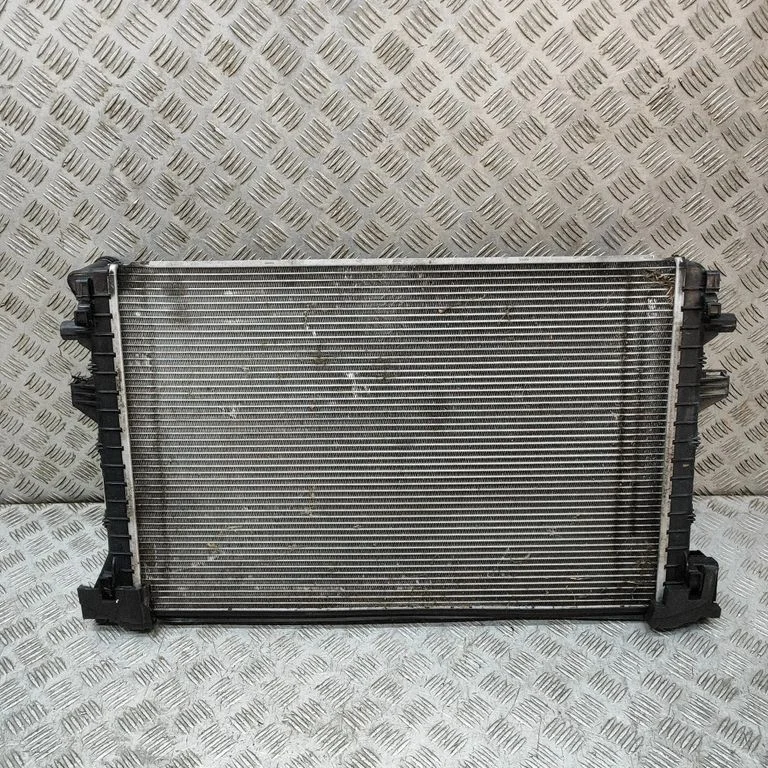 Dzesēšanas šķidruma radiators – Volkswagen Golf VIII (2019-)