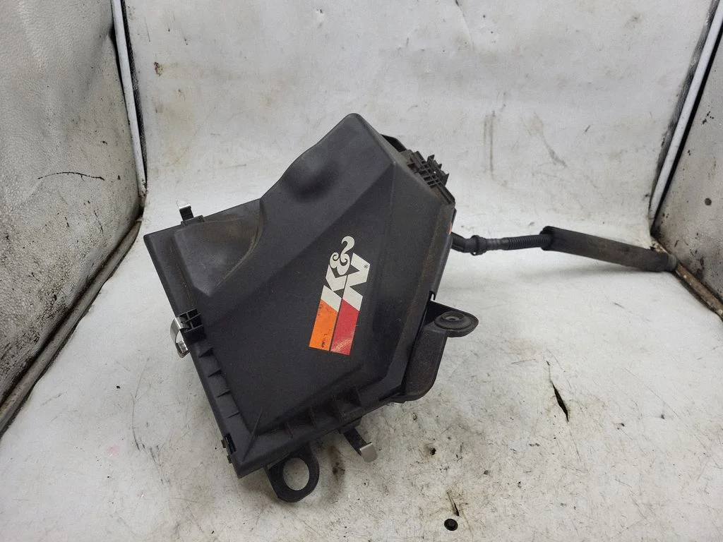 Air filter box 17531