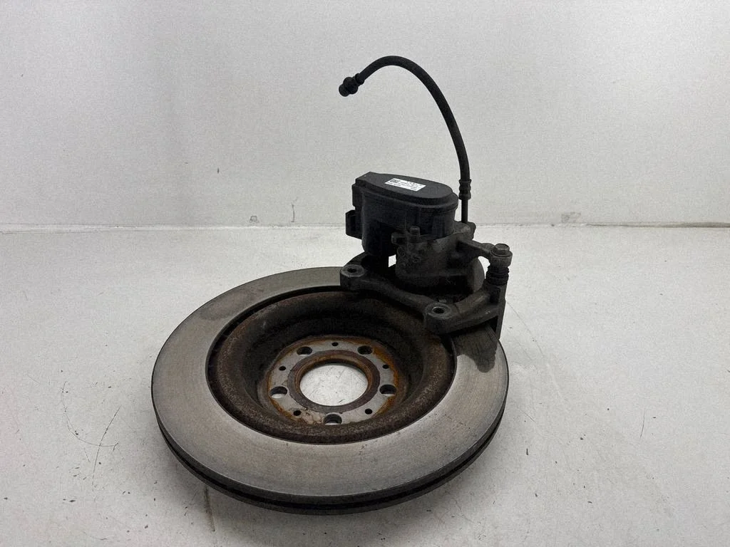 Tagumine pidurisadul – Tesla Model 3 (2017-)