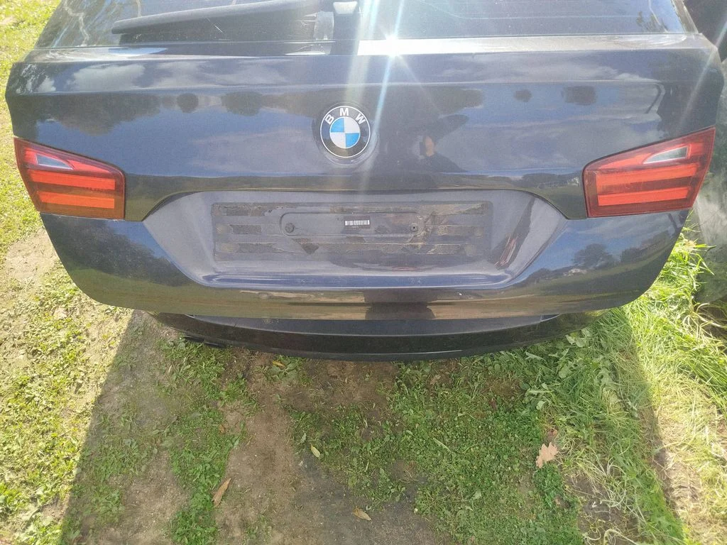 Tailgate/trunk/boot lid