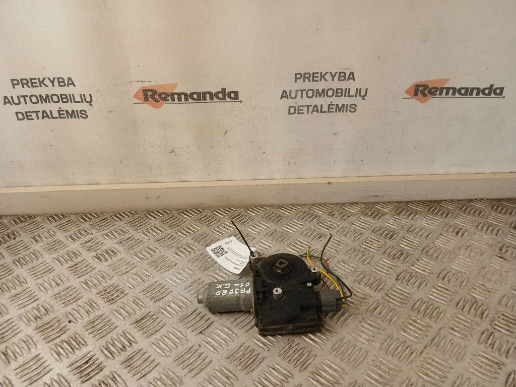 Aizmugurējā loga pacēlāja motoriņš 0620200650