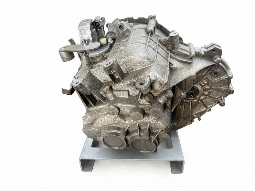 Mechaninė 5 pavarų dėžė
