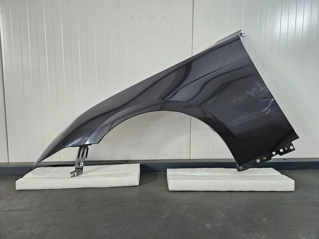Fender – Ford Mustang VII (2023-)