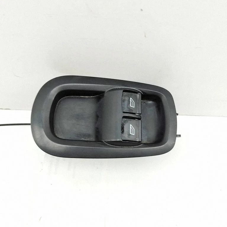 Elektrisko logu slēdzis GK2T14A132DA