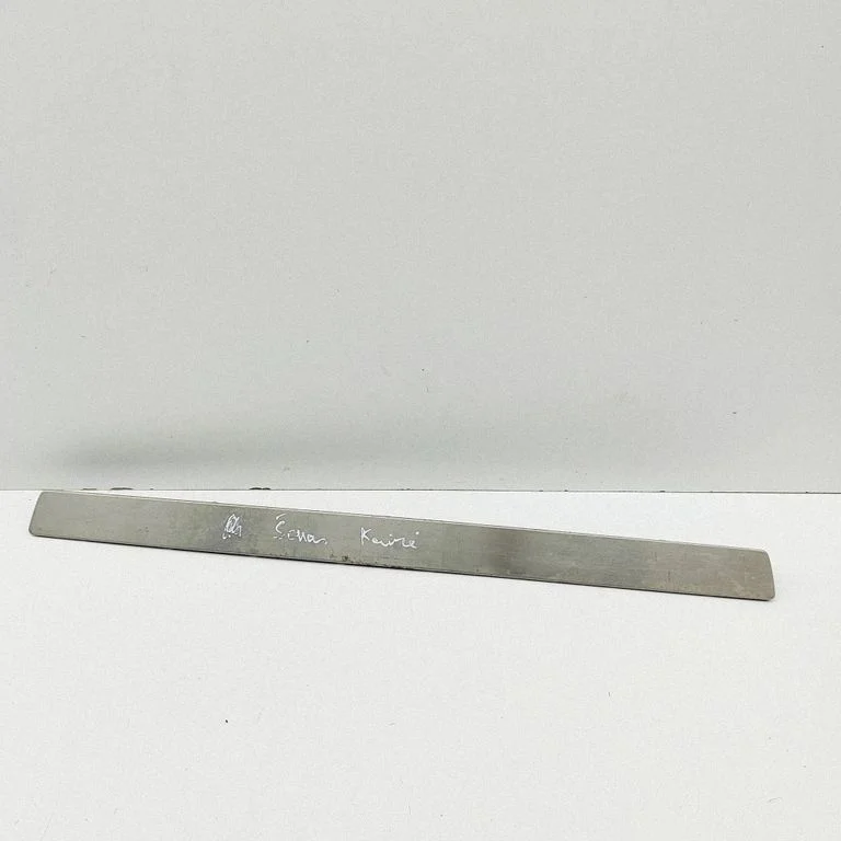Aizmugurējā sliekšņa apdare (iekšējā) PZ31B13258A