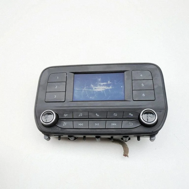 Radio/CD/DVD atskaņotājs/navigācija H1BT18B955EG
