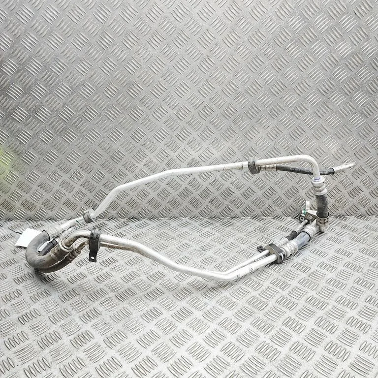 Air conditioning (A/C) pipe/hose