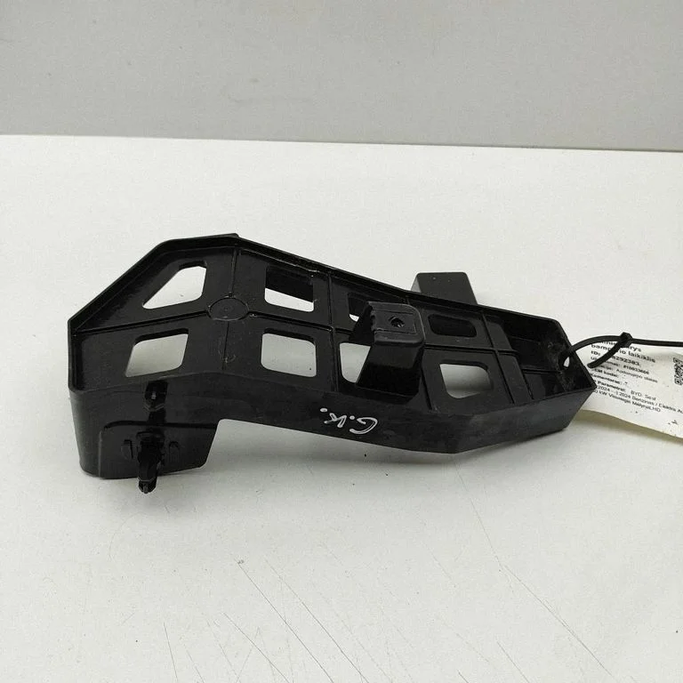 Aizmugurējā bufera turētājs SA3HK2804331
