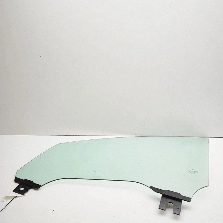 Front door window glass four-door 102882200J