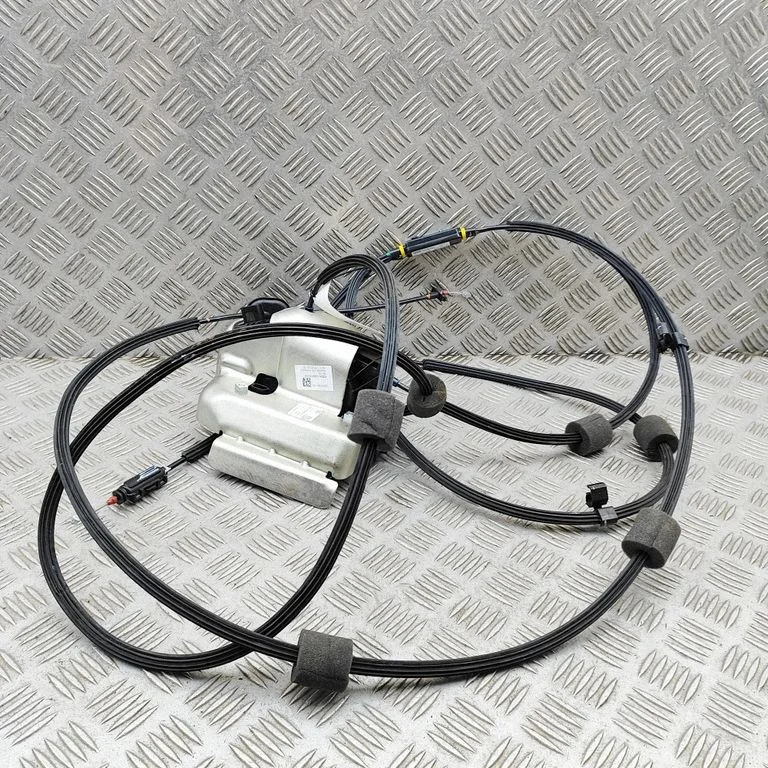 Liugukse lukk RZ3AV26412CC