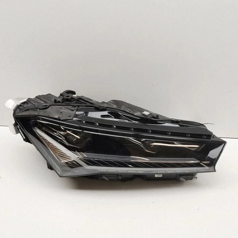 Headlight/headlamp – Skoda Superb B9 (2023-)