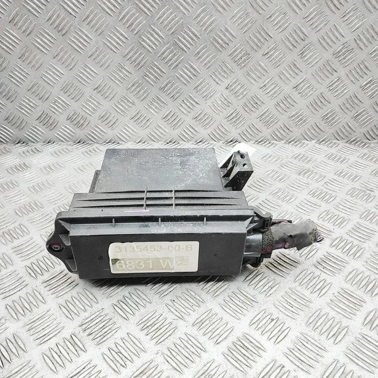Drošinātāju kārba (komplekts) 313545300B