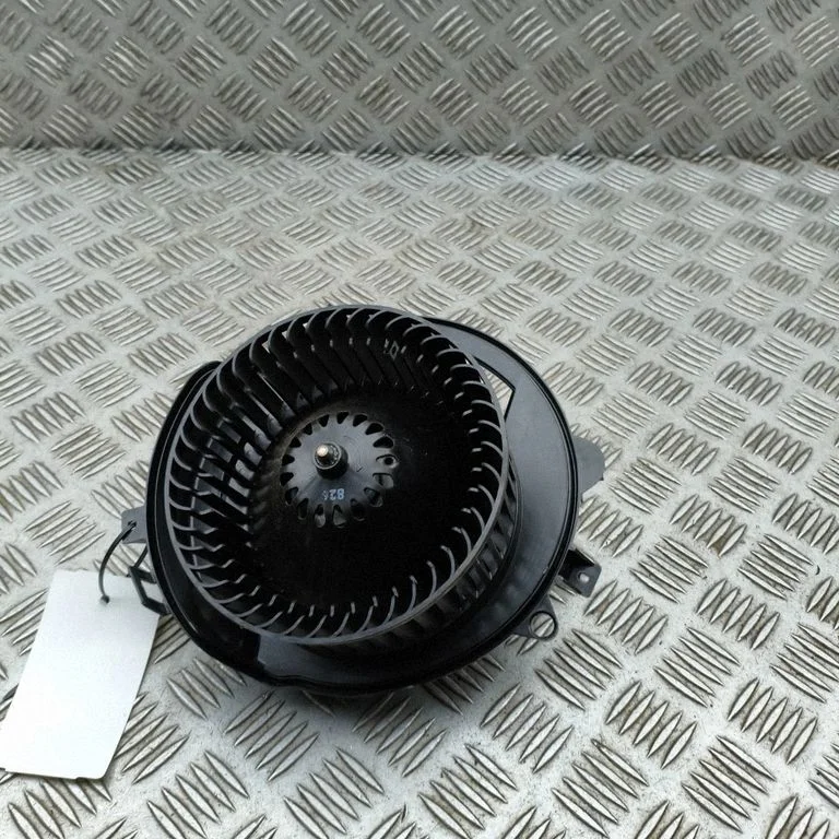 Krāsniņas ventilators/pūtējs 5WC819021
