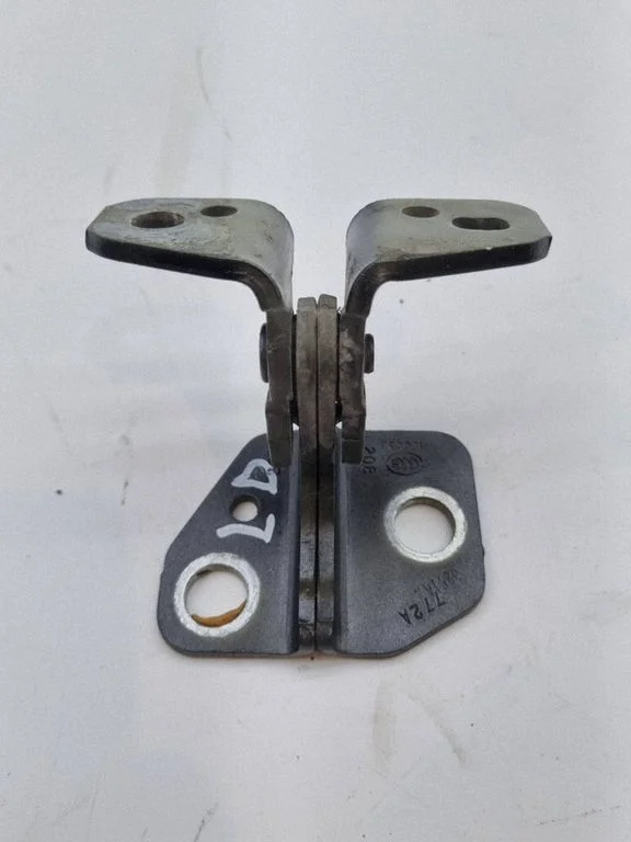 Esiukse alumine hing 85574F