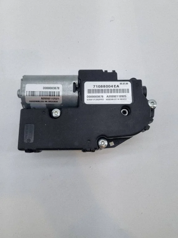 Seat adjustment motor 71088004EA