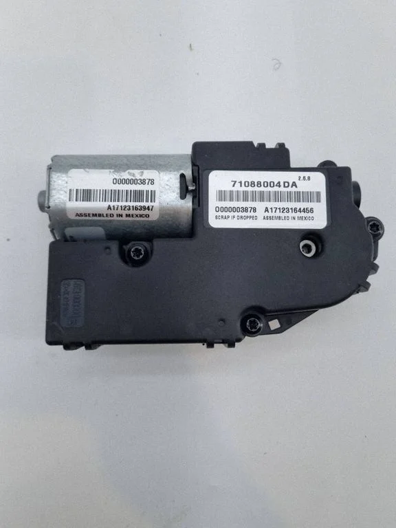 Seat adjustment motor 71088004DA