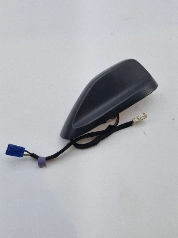 Aerial GPS antenna P68520836AA