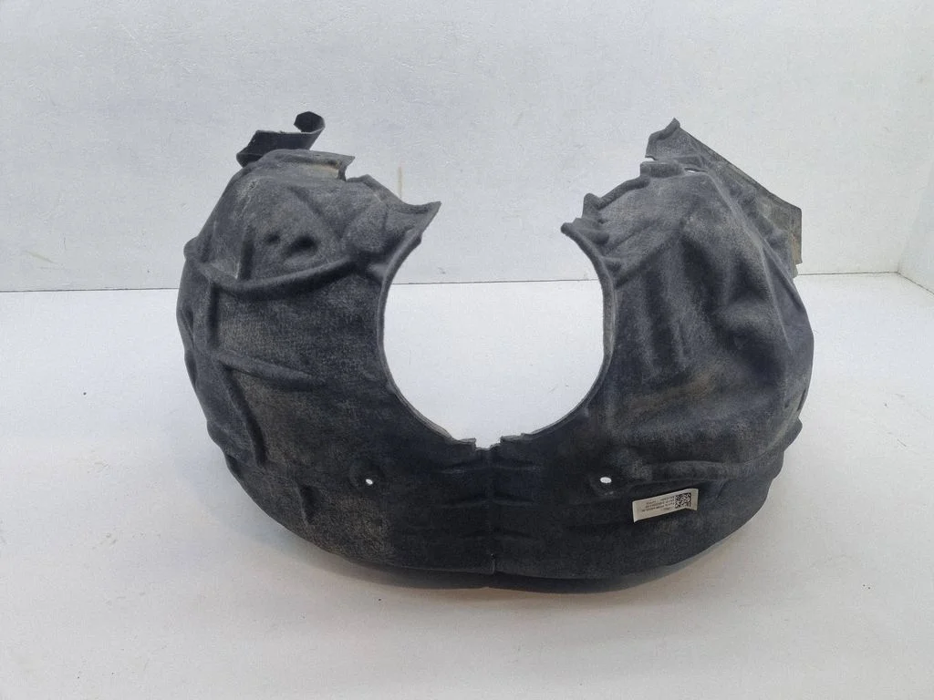 Front wheel arch liner splash guards PR3B16035AE