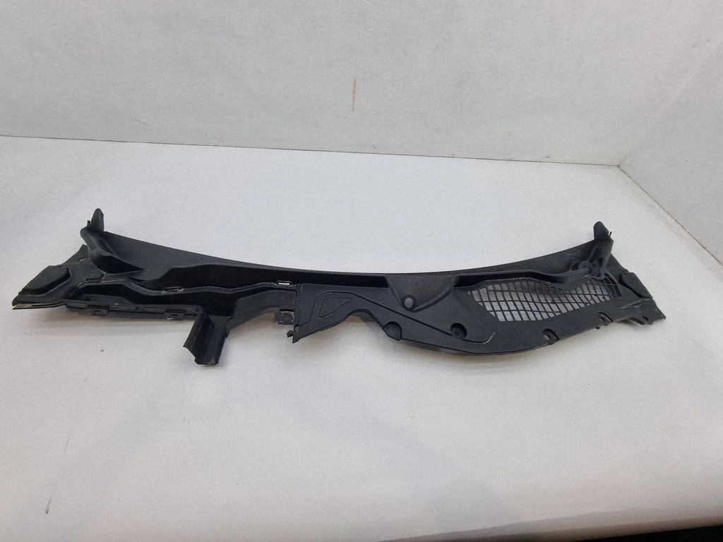 Wiper trim – Jeep Grand Cherokee (2010-2021)