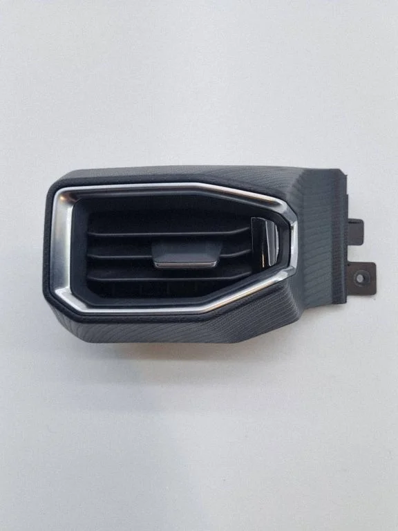 Dashboard side air vent grill/cover trim PR3BC04684C