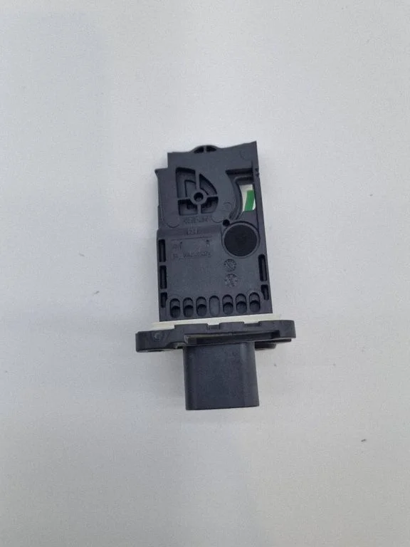 Mass air flow meter LC3A12B579BA