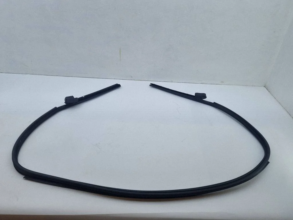 Rear door rubber seal (on body) PR3BL424A48AF
