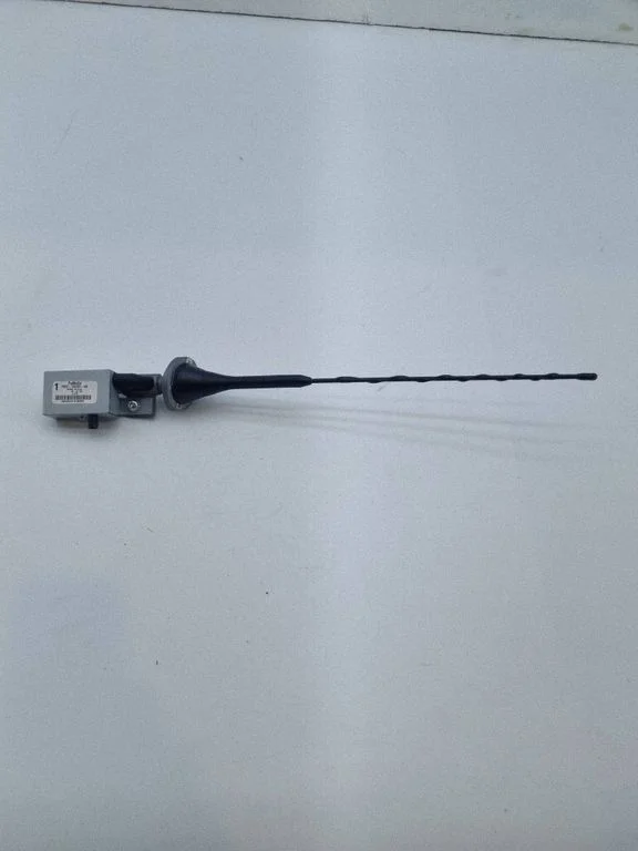 Radio antena