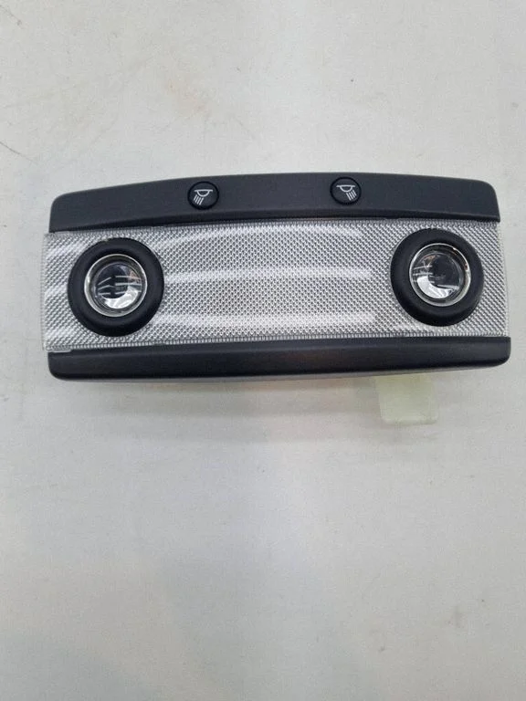 Rear seat light IRJ04TRMAA