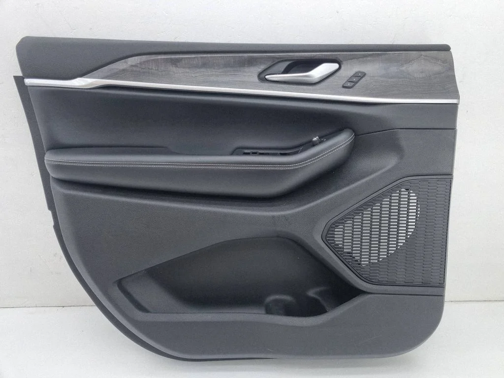 Front door card panel trim – Jeep Grand Cherokee WL (2021-)