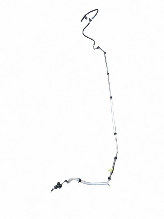 Variklio aušinimo vamzdelis (-ai)/ žarna (-os)