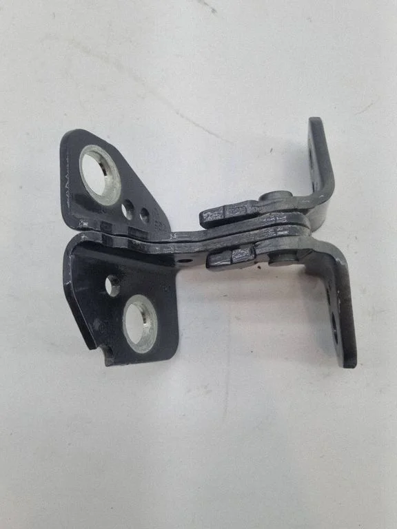 Tagaukse ülemine hing 83514F
