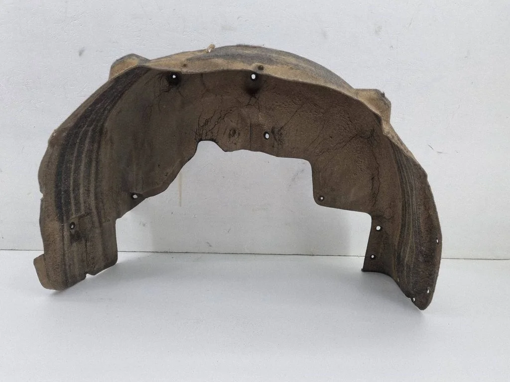 Tagumine poritiivakate 68450819AB