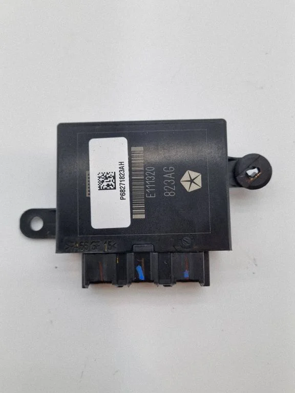 Other control units/modules P68271823AH