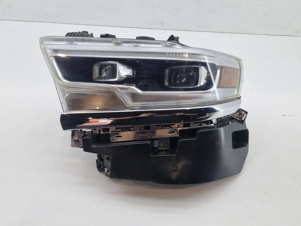 Headlight/headlamp – Ram 1500 DT (2018-)