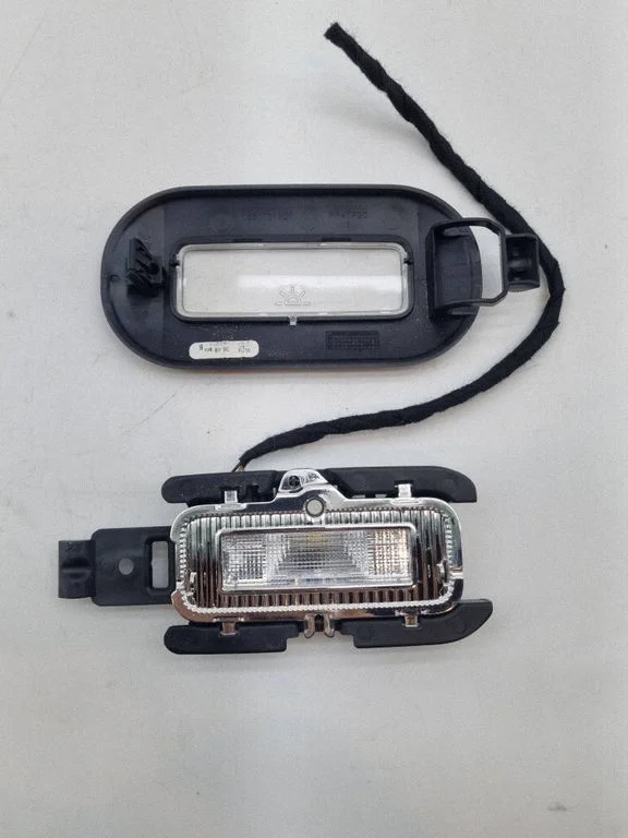 Tagaistmete valgustustuli 156070180 – Ram 1500 DT (2018-)