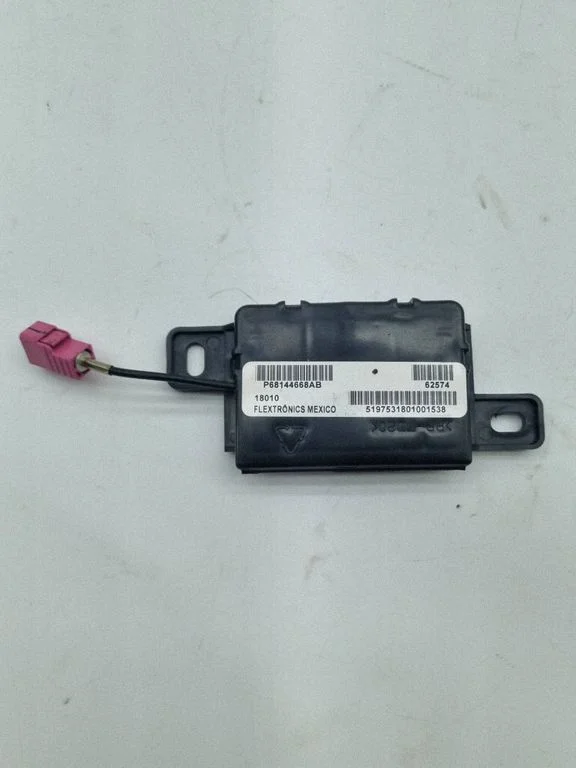 Antenni võimendi P68144668AB – Ram 1500 DT (2018-)