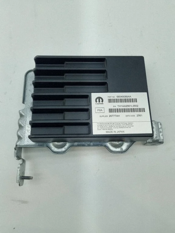 Sound amplifier 68549088AA