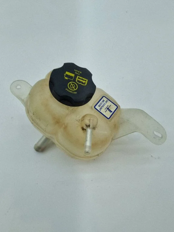 Coolant expansion tank/reservoir 68237842AC