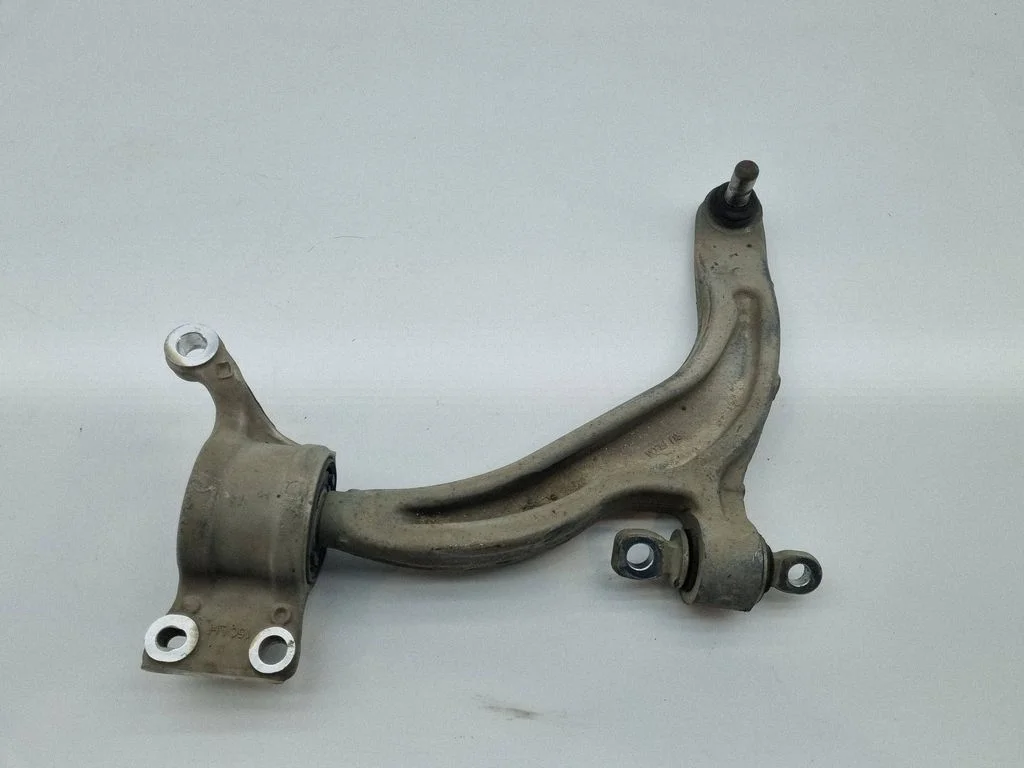 Front lower control arm/wishbone 05274643AA