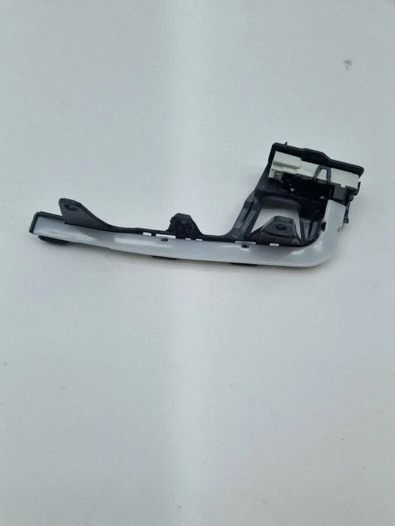 Front seat light P68436793AC