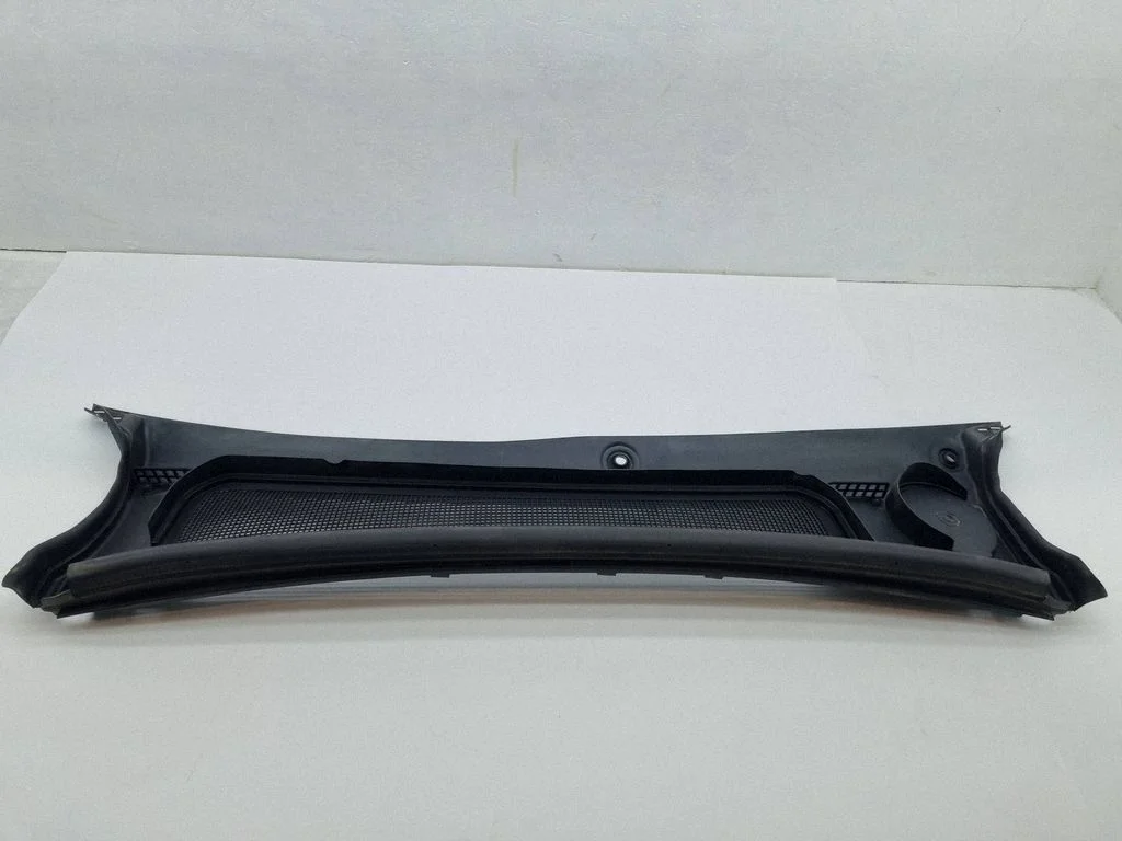 Wiper trim – Jeep Grand Cherokee (2010-2021)