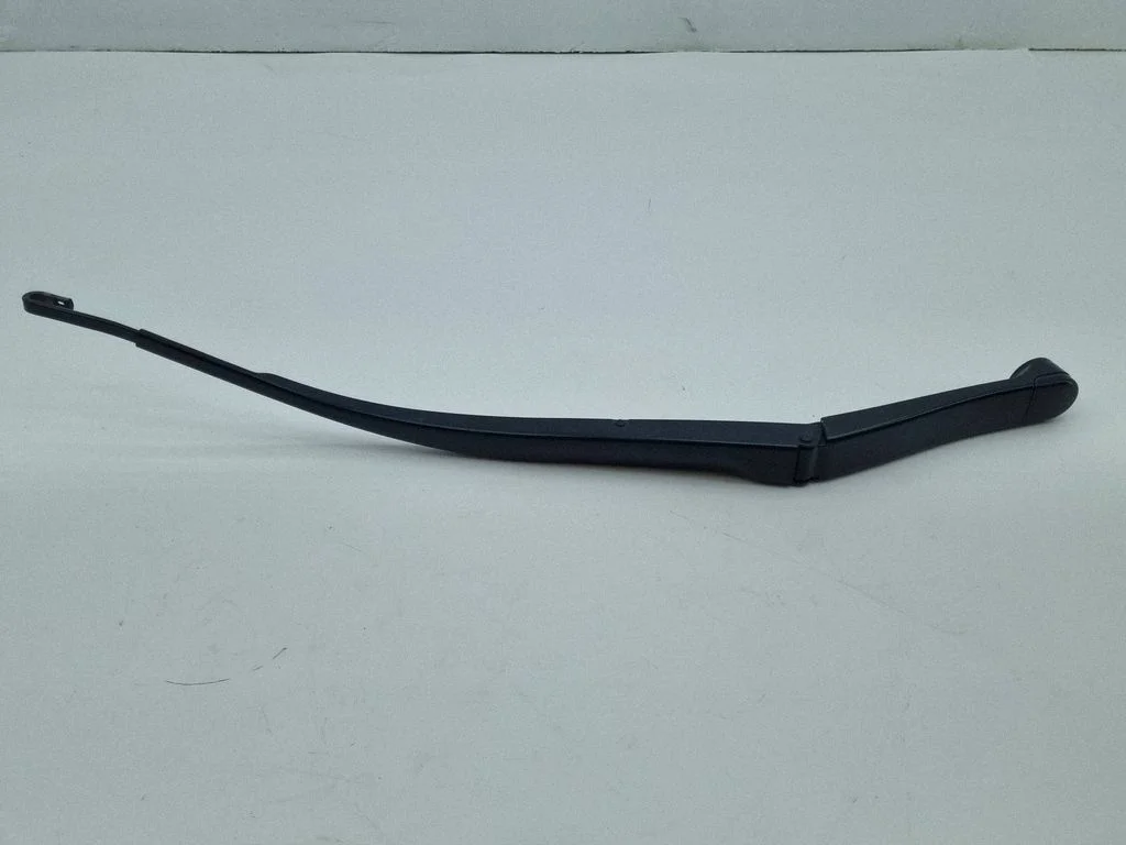 Front wiper blade arm K79A