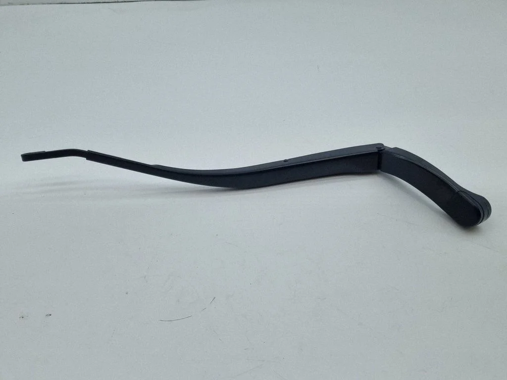 Front wiper blade arm K78A