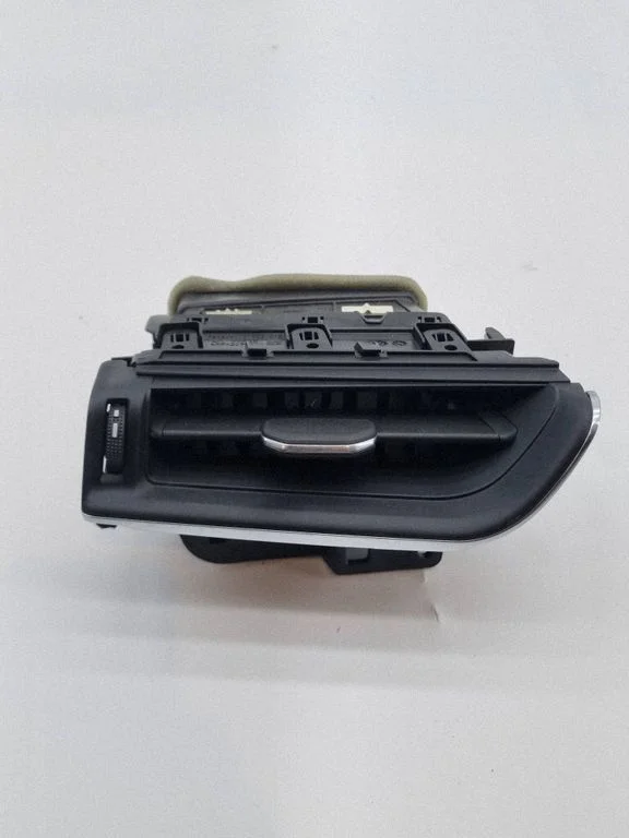 Dash center air vent grill 6PX90TRMAA