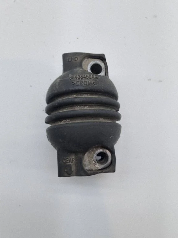 Steering column universal joint 68438450AB