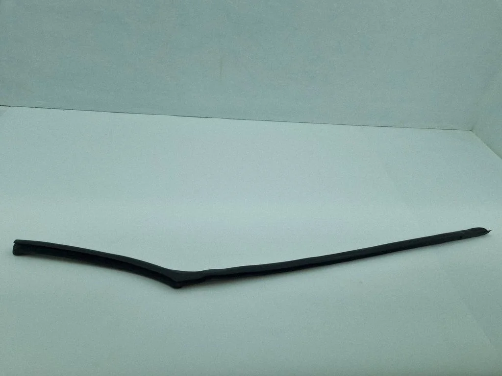 Loading door rubber seal (on body) 68418918