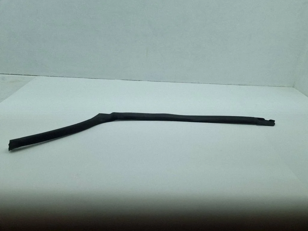 Loading door rubber seal (on body) 68418918