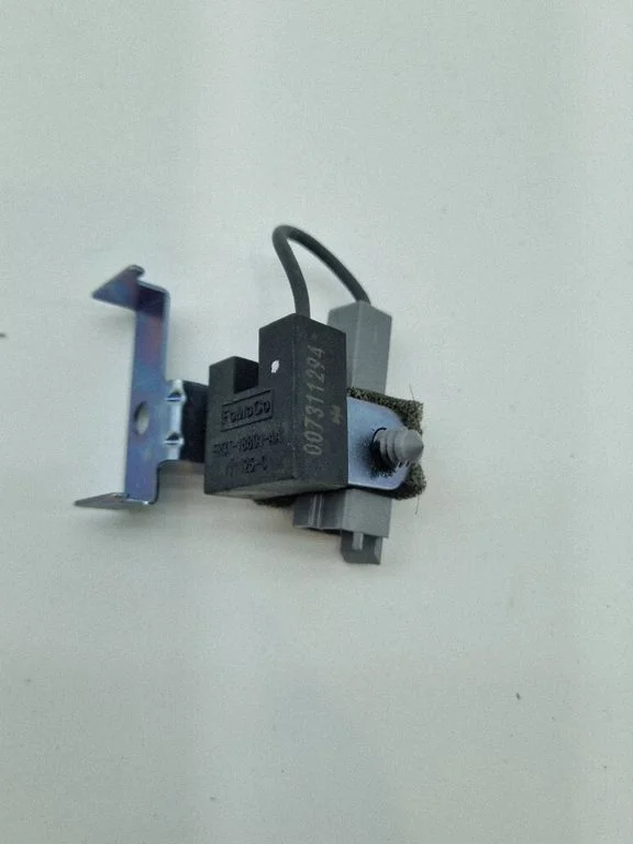 Filtras antenos